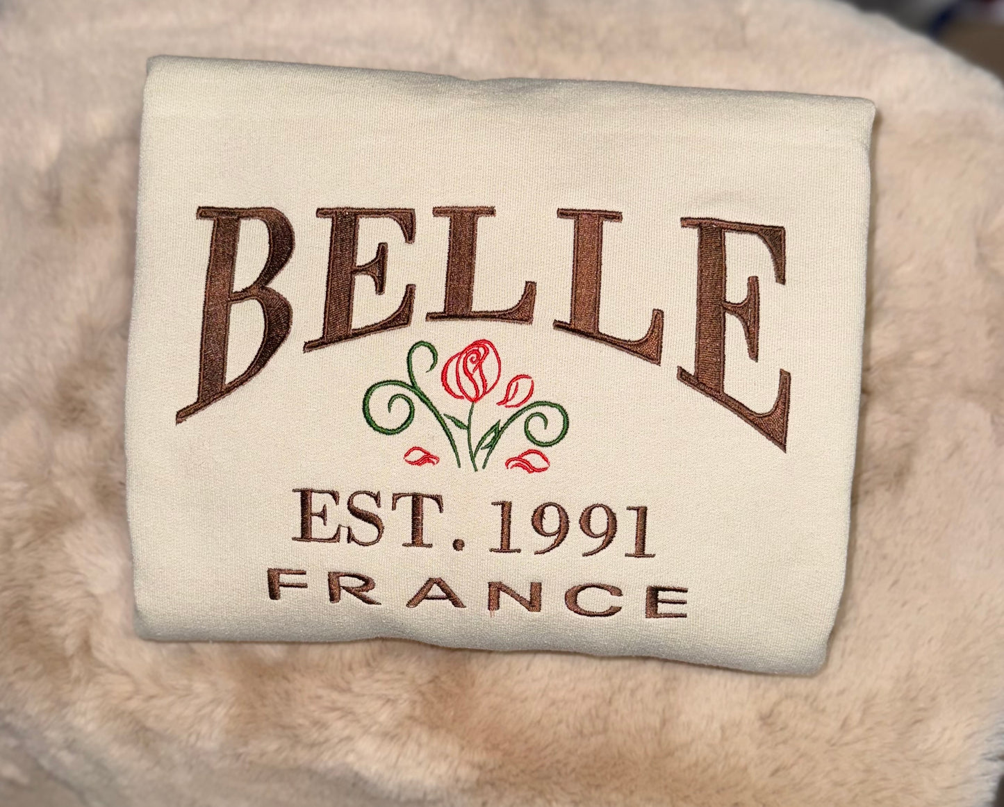 Belle embroidery Crewneck