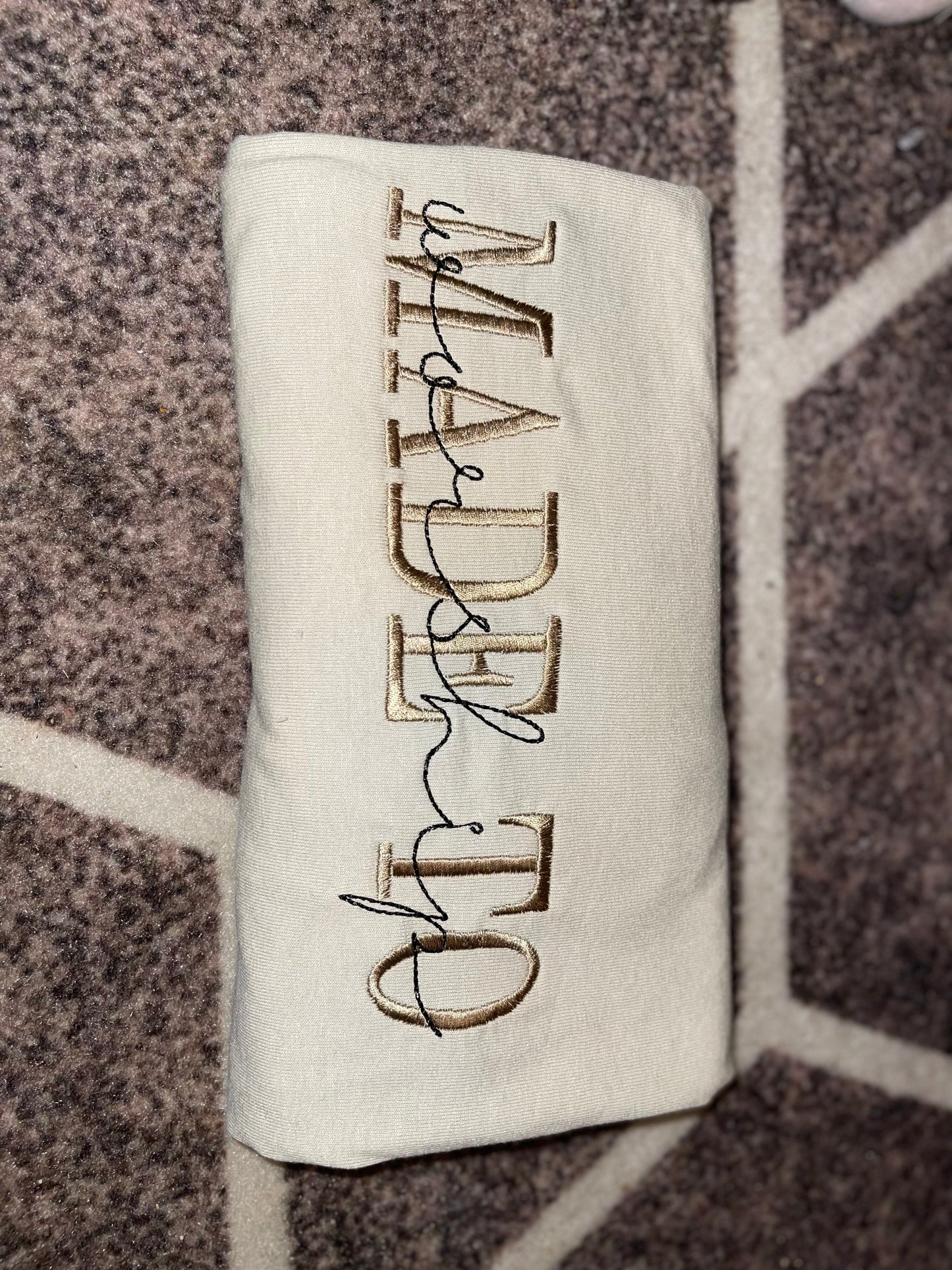 Made to worship (monochrome)