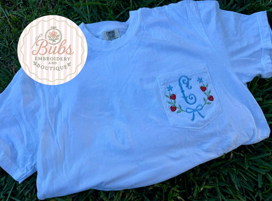 Strawberry single monogram pocket cc tee