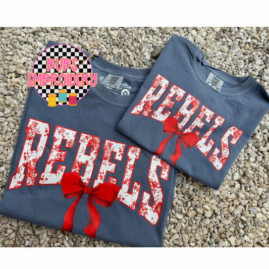 Floral rebels graphic comfort color tee