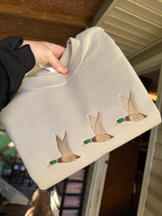 Duck trio sweatshirt