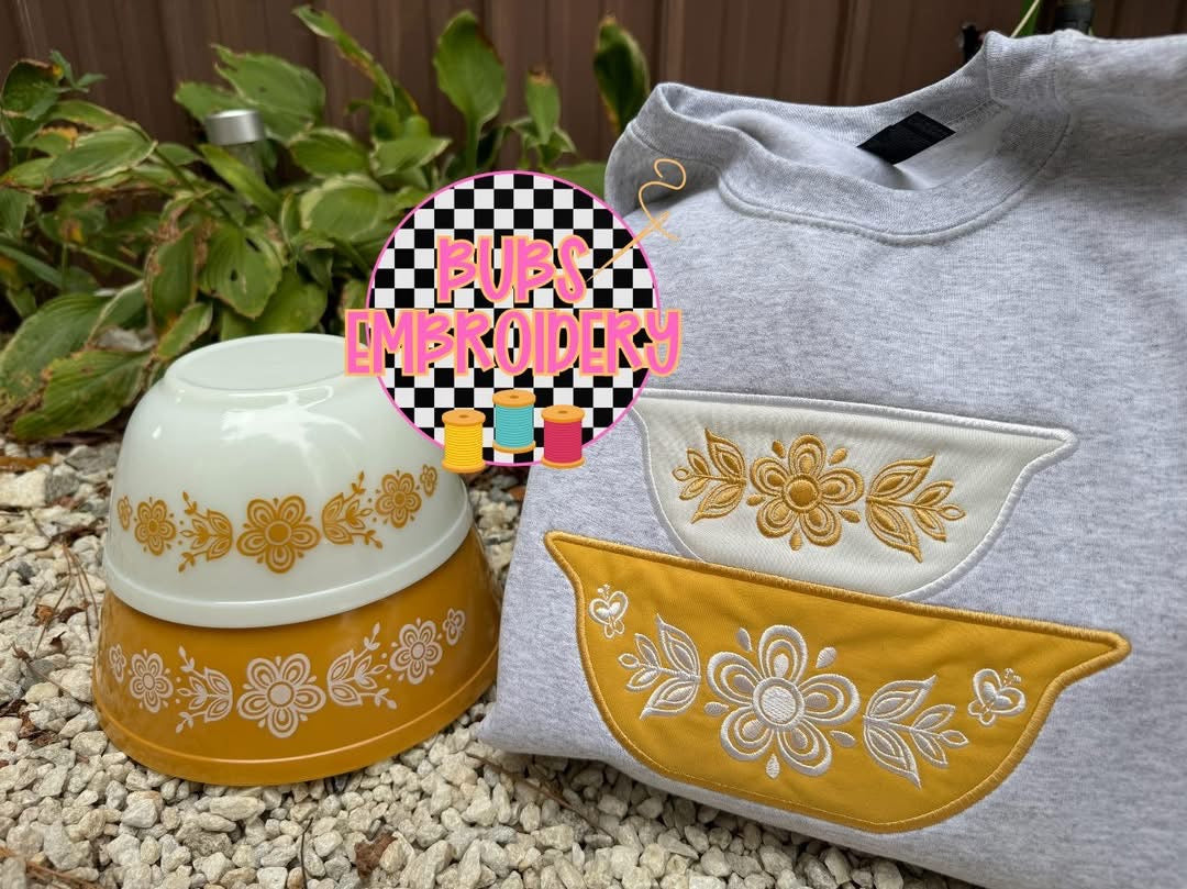 Golden Pyrex bowls